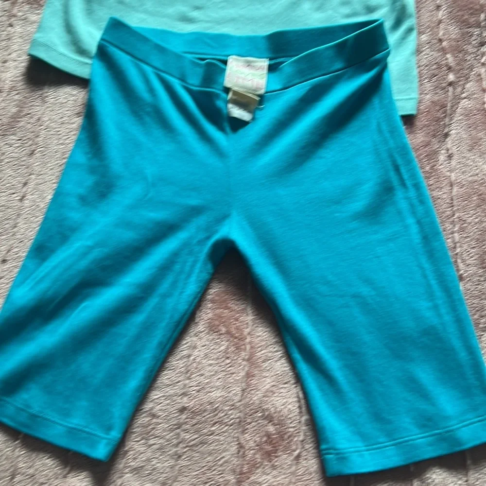 Girls Outfit - Picture 2 of 6